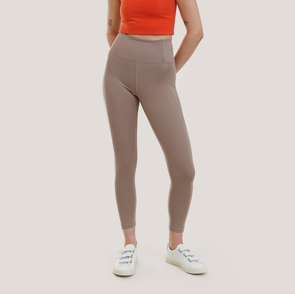 Girlfriend Collective Compressive HR Legging - Picture 1 of 10